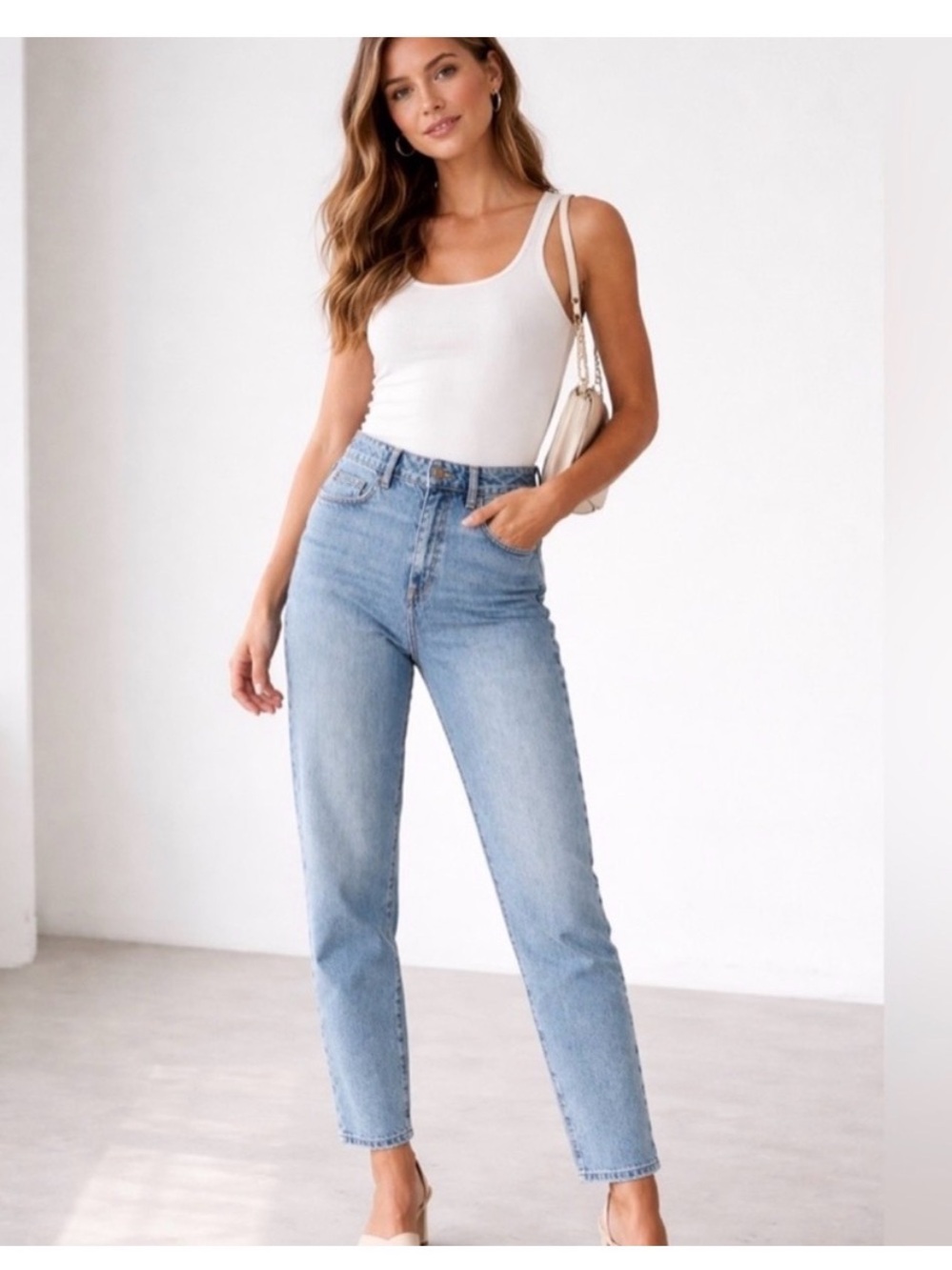 Zara Light Wash High Rise Straight Leg Mom Jeans Size 8